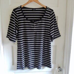 Torrid Black & White Ribbed Henley Snap Tee 1